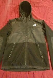 North face heavy sweater. Size -S